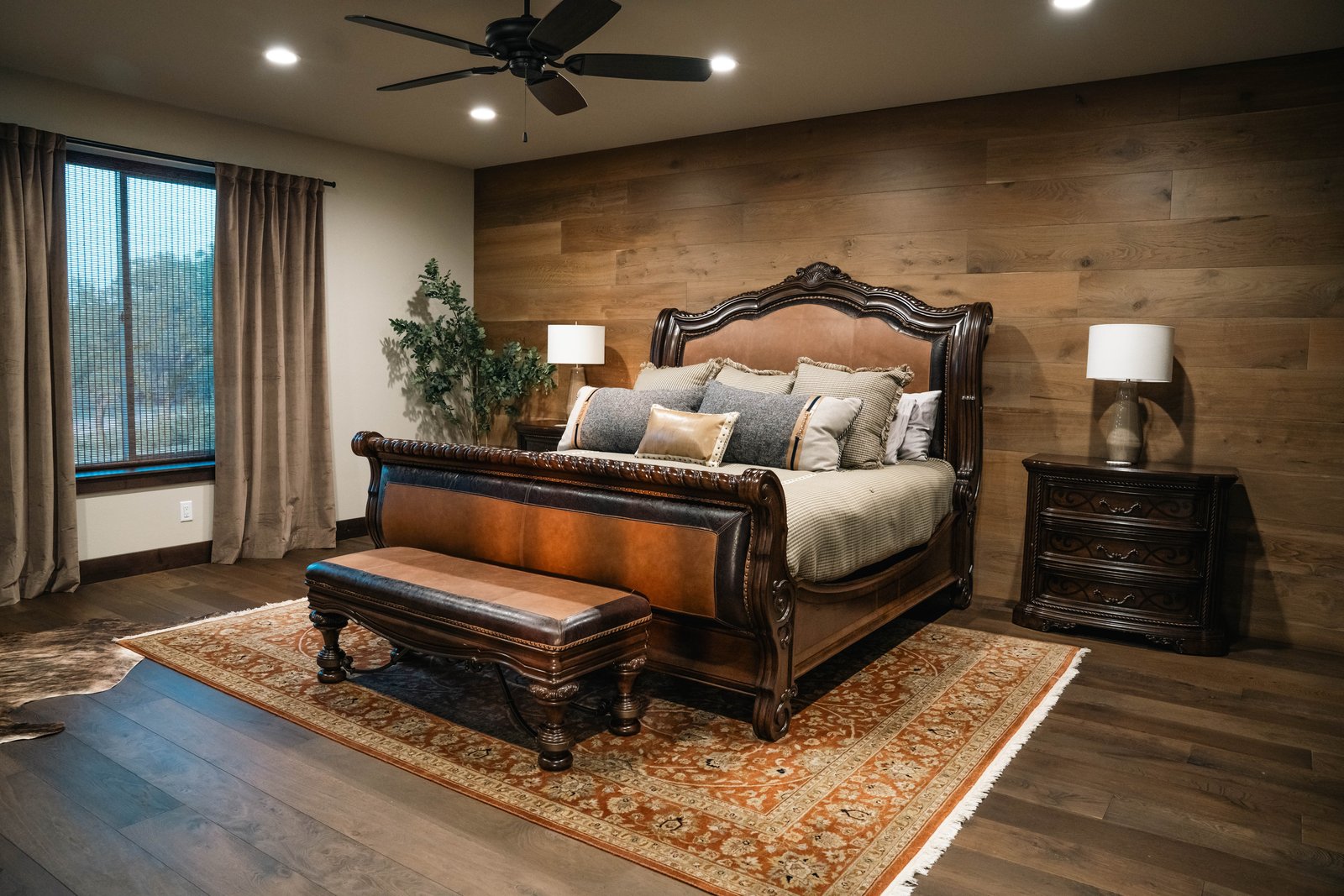 King suite at Crown Point Ranch